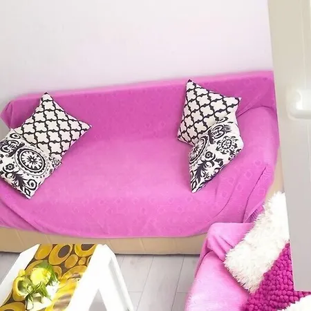 公寓 Cagalj 特罗吉尔